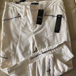 BEBE Cargo Zip Off White NWT Sz 29